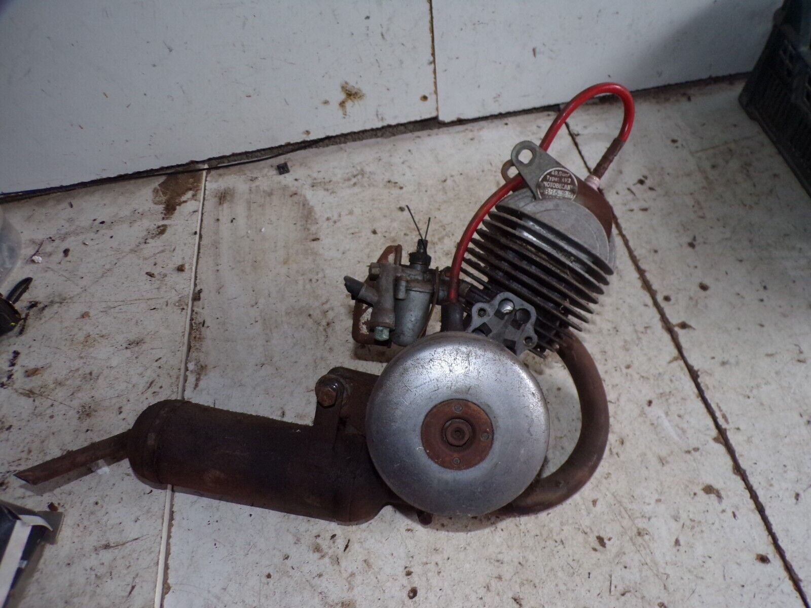 moteur pot carburateur av3 motobecane mobylette 7124 Gallery Image 0