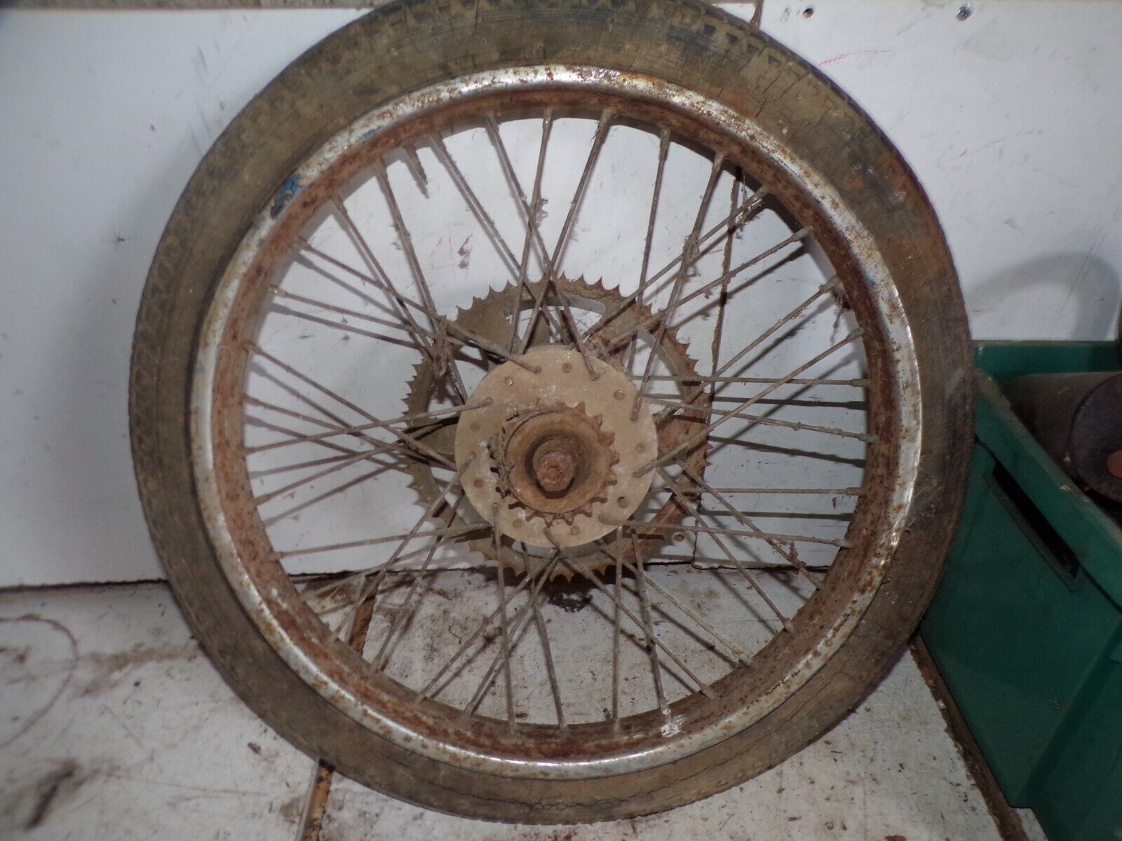 jante roue arrière Motobecane 50 V mobylette 1324 Gallery Image 1