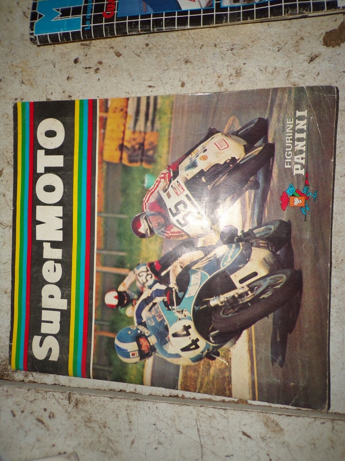 Super Moto Panini 1975 livre  4424 Main Image