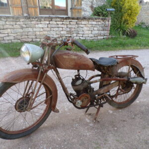 Lot S3g + peugeot ch1 + Ultima 100cc + feu arrière + phare + pot 21124 – Image 1