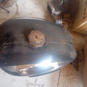 Réservoir Peugeot 125 175 – Image 2