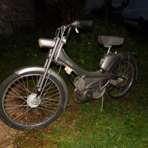 Motobecane av 44 + 226718033364 + 225365407348x2 + 226990715996 mobylette – Image 1