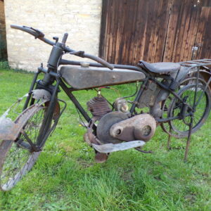 Lot de Suzuki 125 GT + Terrot type F + Pieces terrot type F – Image 9