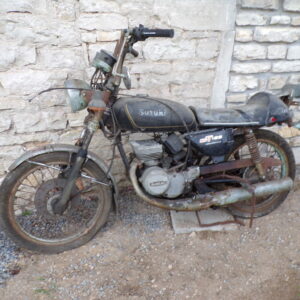 Lot de Suzuki 125 GT + Terrot type F + Pieces terrot type F – Image 2