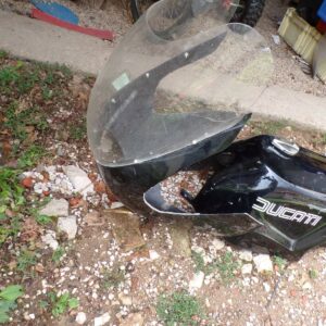 ensemble selle réservoir phare poly résine ssd darmah ss Ducati 860 900 12725 – Image 5