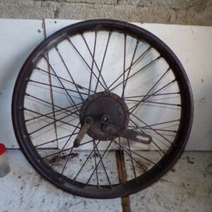 jante roue avant terrot 175 ? 3425 – Image 1