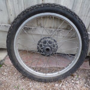 Yamaha 250 XT roue jante avant pneu HS 14825 – Image 3