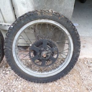 Yamaha 250 XT roue arrière avant pneu HS 14825 – Image 2