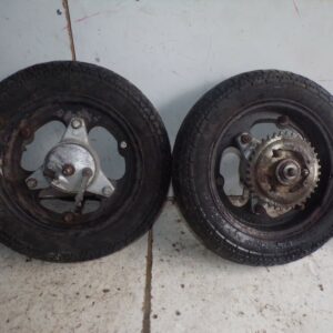 paire de roues mini moto italienne ? tchèque ? 10 pouces mobylette  31223