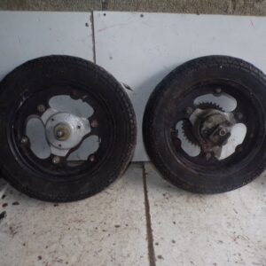 paire de roues mini moto italienne ? tchèque ? 10 pouces mobylette  31223 – Image 4