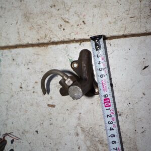 partie moteur pompe à huile peugeot 250 350 P107 108 2425