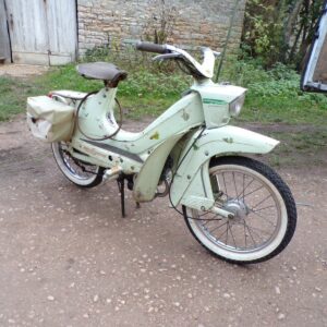 Mobylette Peugeot 104 BB  à variateur 81225 – Image 3