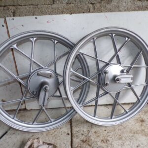 Paire de grimeca 16" neuves roues jantes batons mobylette italienne 5326 – Image 2