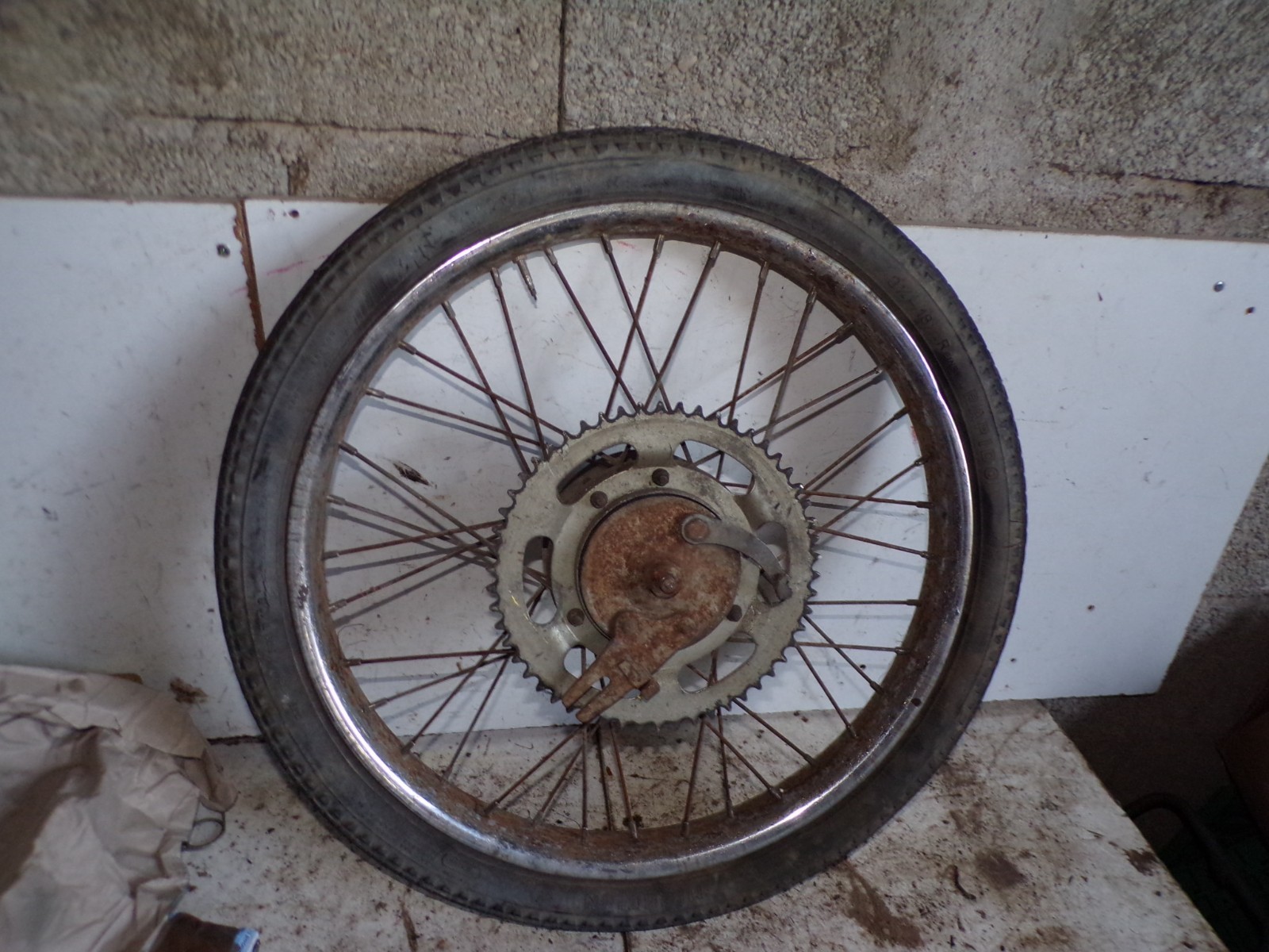 roue jante arrière 18″ 85 88  motobecane mobylette 9226