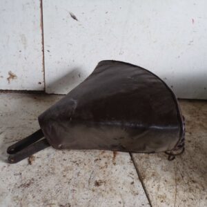 Selle 175 250 350 années 30 40 50 peugeot terrot motobecane 8426