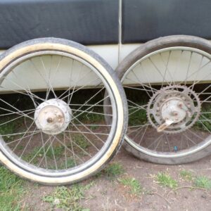 paire de roues jantes 19" motobecane 76 65 42 44 mbk mobylette 2526