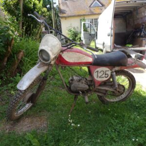 Moto guzzi 50 enduro à rénover 10526