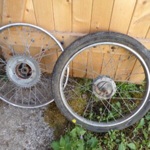 paire de roues jantes 17" 40 motobecane mobylette 2626