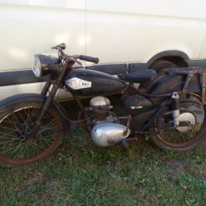 Moto 125 Magnat Debon MTD 9626