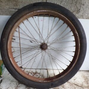 Jante roue avant 19" moto années 30 à 50 italienne ? Guzzi autre 5326