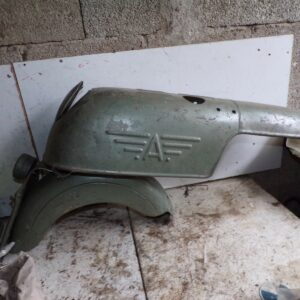 coque arrière garde boue MV AGUSTA Scooter 1950 GT  italienne 5326