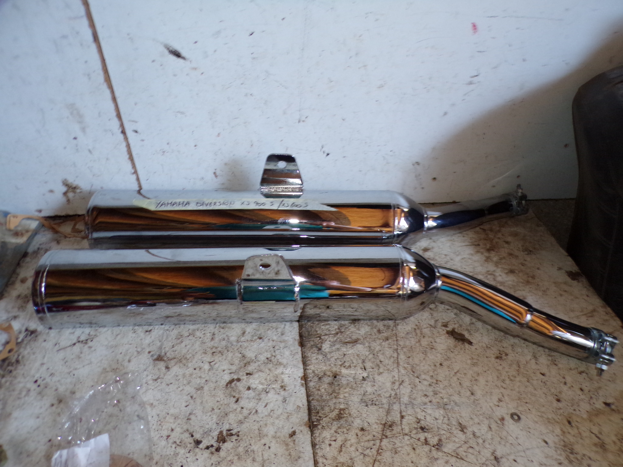 Paire silencieux neufs Busso XJ 600 900 Diversion 1984/1992 5326