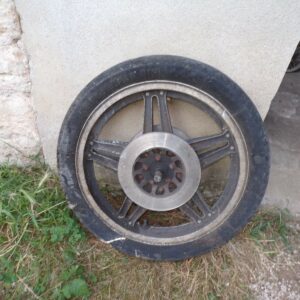jante roue avant 500 cx Honda 14626