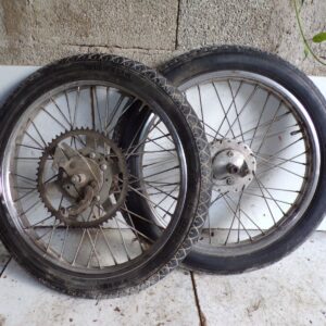 paire de jantes roues 17" Motobecane 50 51 mobylette 10826